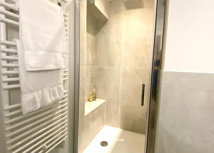 Fara Cinque By Vrmd Hospitality Apartament Mediolan